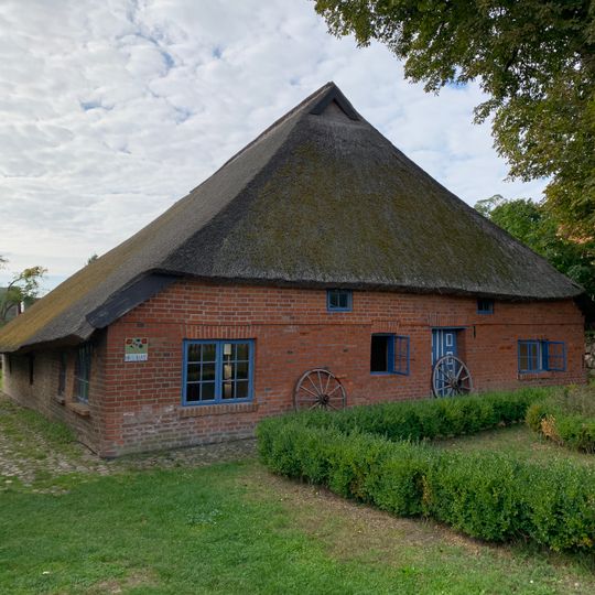 Bauernhaus und Backhaus