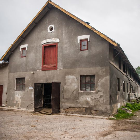 Stajnia, ob. obora i chlewnia