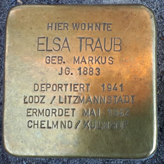 Stolperstein en memoria de Elsa Traub