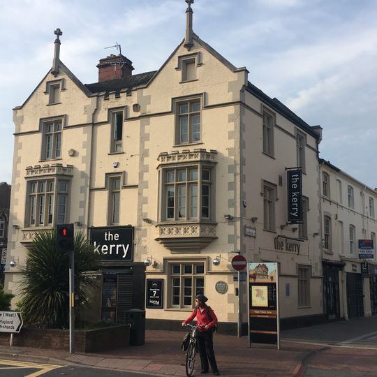Kerry Arms Hotel
