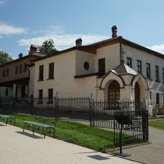 Корпус настоятельский