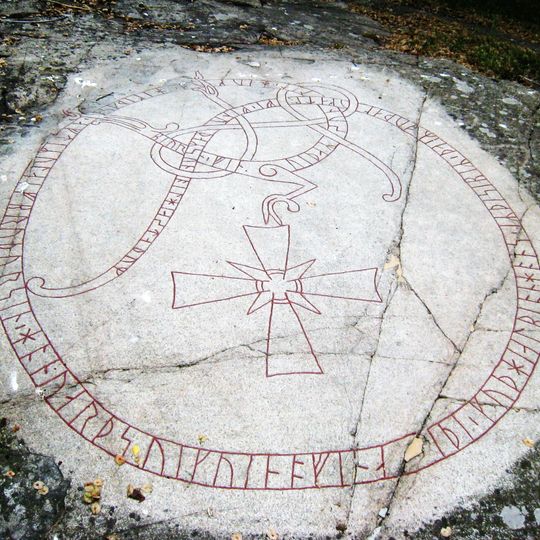 Uppland Runic Inscription 130