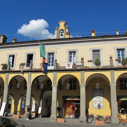 Portici del palazzo del comune