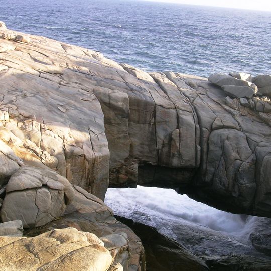Natural Bridge, Torndirrup National Park