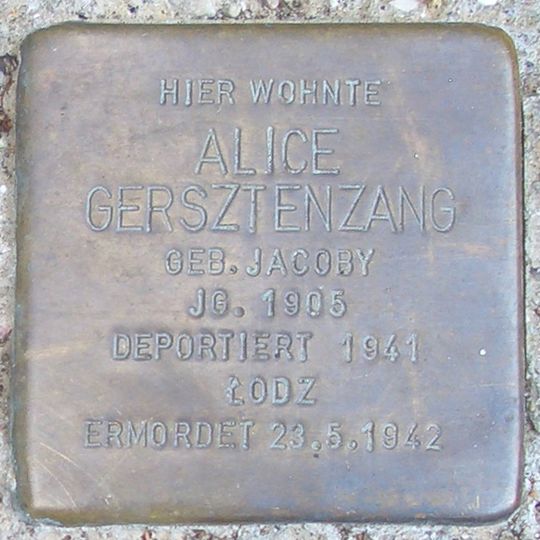 Stolperstein en memoria de Alice Gersztenzang