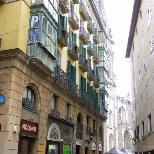 Casa Bidebarrieta 3 - 5