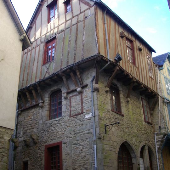 Maison, 17 rue Saint-Guenhaël , Rue de la Bienfaisance