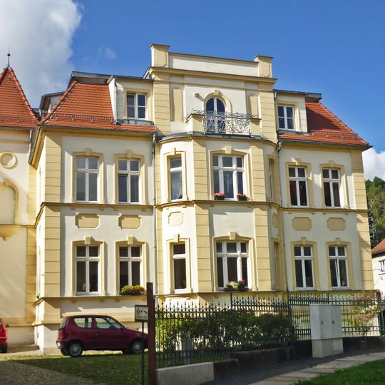 Fabrikantenvilla und Garteneinfriedung Schanze 4