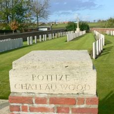 Potijze Château Wood Cemetery