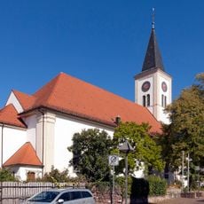 Winterlinde südl. evang. Kirche