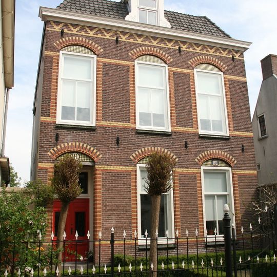 Langendijk 28, Vianen