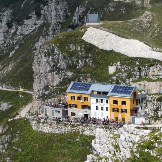 Rifugio Achille Papa