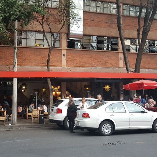 Mog Bistro