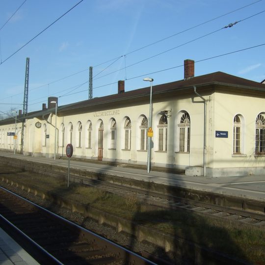 Bahnhofsempfangsgebäude