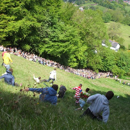 Cooper's Hill Cheese-Rolling