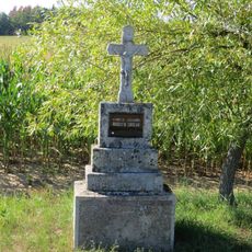 Kříž jižně od Malého Pěčína