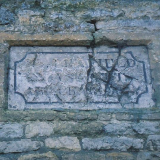 Guidestone, Plum Lane; corner of Shipton Court