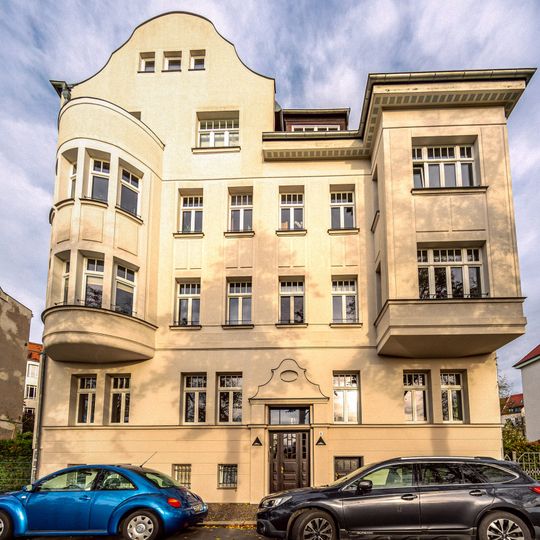 Max-Metzger-Straße 4