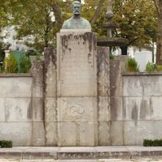 Monumento a Martins Sarmento