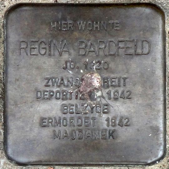 Stolperstein dedicated to Regina Bardfeld