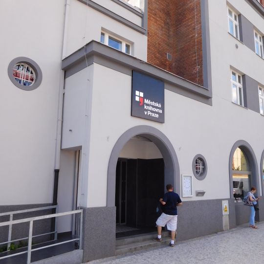 Stadtbibliothek in Prag, Zweigstelle Jezerka