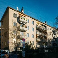 Gemeindebau Meravigliagasse 5-7