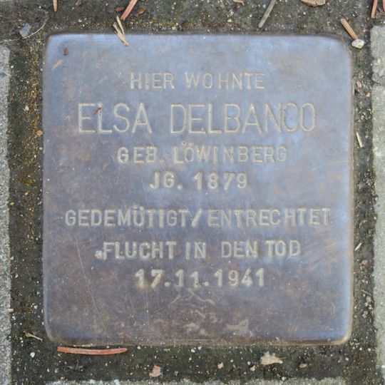 Stolperstein en memoria de Elsa Delbanco