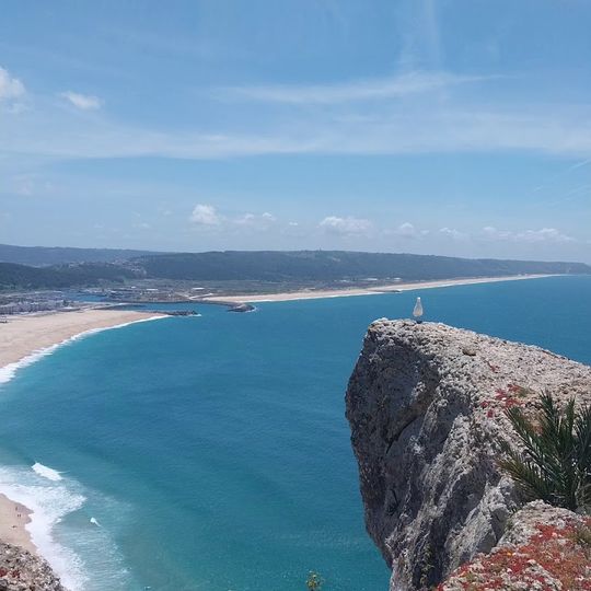 Praia do Penedo Furado