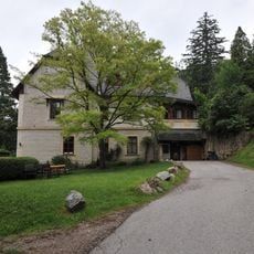 Villa Elfenhain, Villa Hönigschmied