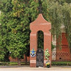 Пам'ятний знак, присвячений 60-річчю депортації українців Холмщини, Підляшшя, Надсяння, Лемківщини зі своїх етнічних земель