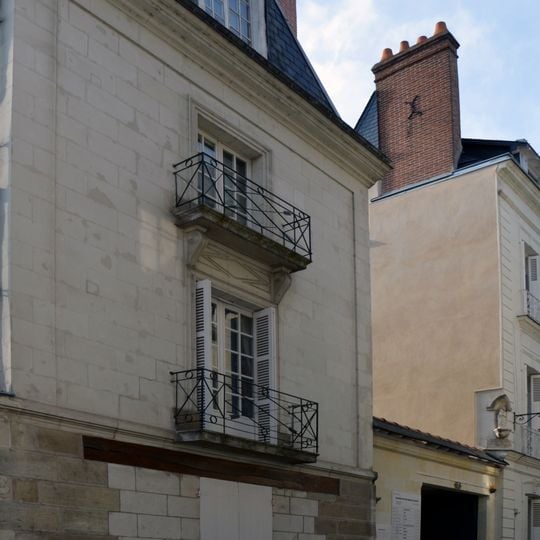 Hôtel, 7 rue de la Barre