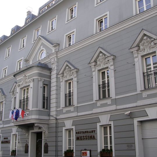 Nájomný dom, hotel Marrol's