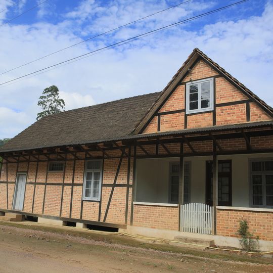 Imóvel situado à Rua Testo Alto, 7.097