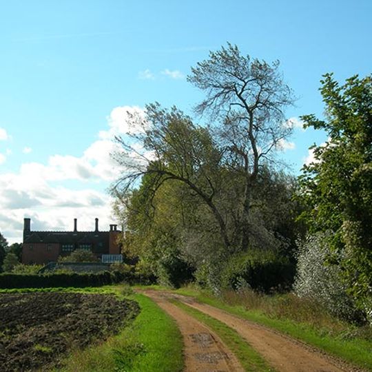 Hadham Hall 400 Metres From Road