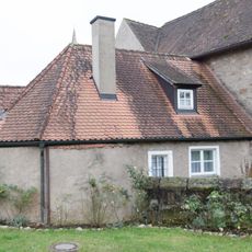Befestigungsturm, ehemaliger halbrunder Schalenturm der Nordwestbastion der Stadtbefestigung, zu Wohnhaus ausgebaut
