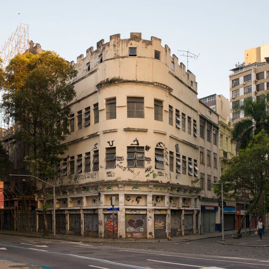 Building at Rua da Carioca, 2