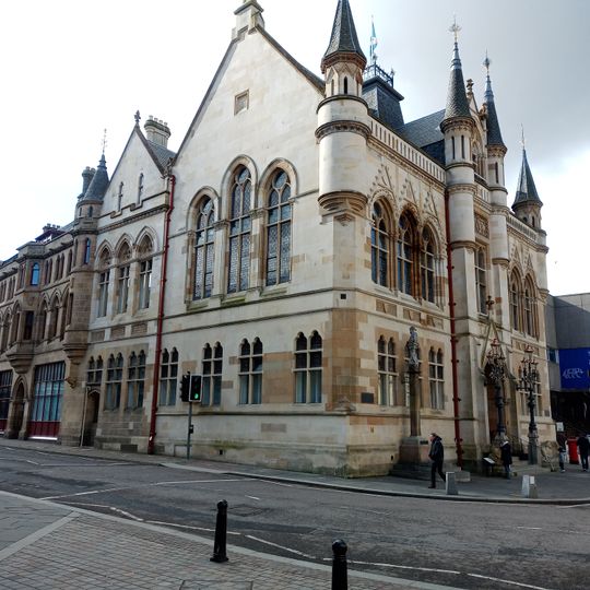 Set of three stained glass windows dedicated to Queen Victoria