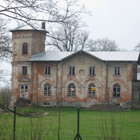 Dwór w Ciężkowicach