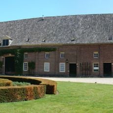 Slangenburg, westelijk bouwhuis