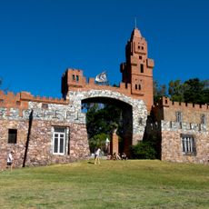 Castillo Pittamiglio, Las Flores