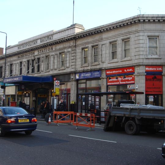 Paddington tube station