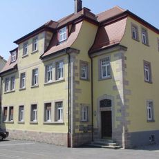 Wohn- und Geschäftshaus