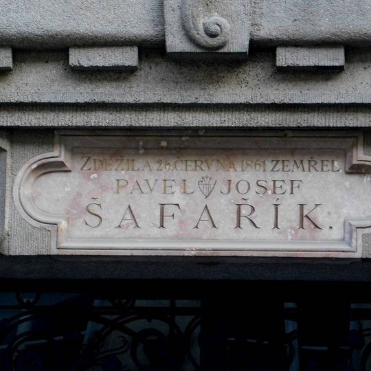 Pamětní deska Pavla Josefa Šafaříka v Krakovské ulici v Praze