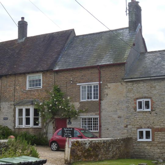 Higher Lewell Farmhouse