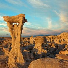 Alien Throne