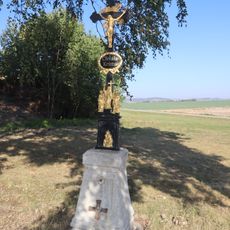 Kříž u železničního mostu v Čechočovicích