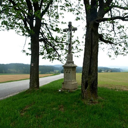 Kříž u polní cesty pod Humberkem