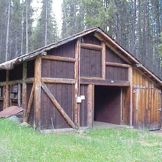 Timber Creek Road Camp Barn