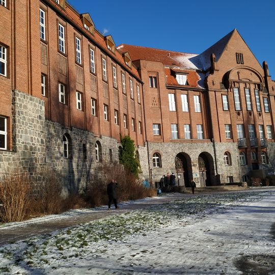 Oberrealschule am Kreuzpfuhl