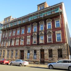 Mietshaus in halboffener Bebauung Zieschestraße 9